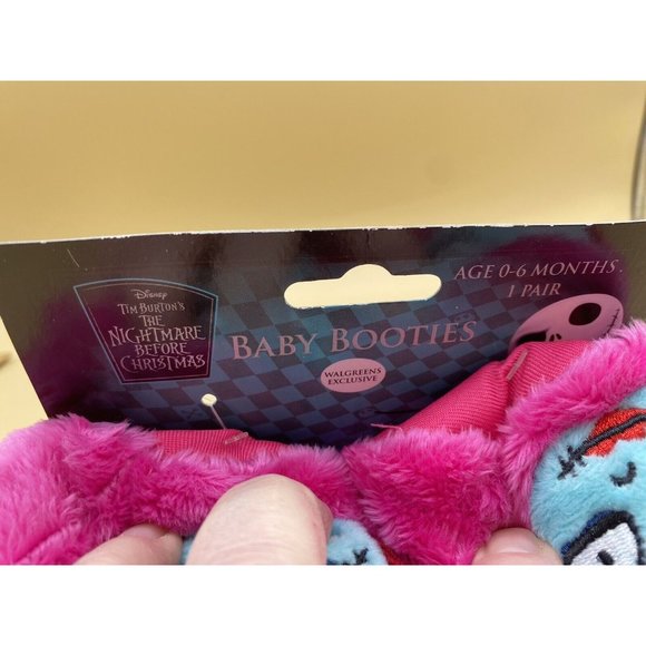 NEW Nightmare Before Christmas Pink SALLY BABY BOOTIES Shoes Plush 0-6 Months - Picture 5 of 9